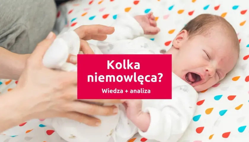 Płacz niemowlaka, który może oznaczać kolkę niemowlęcą. Rodzic próbuje uspokoić dziecko.