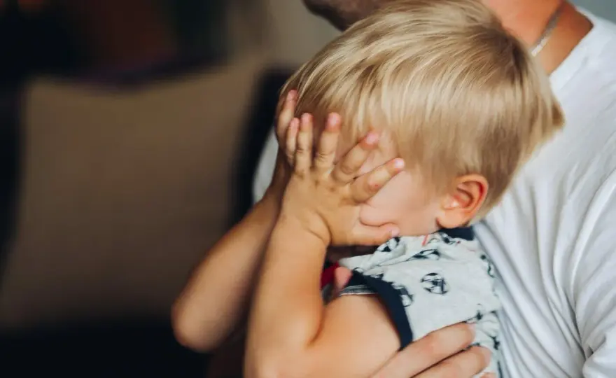 Dwulatek budzi się w nocy z płaczem? Oto najczęstsze przyczyny
