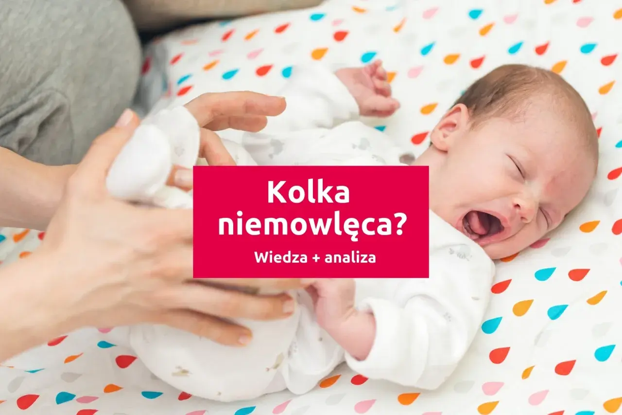 Płacz niemowlaka, który może oznaczać kolkę niemowlęcą. Rodzic próbuje uspokoić dziecko.